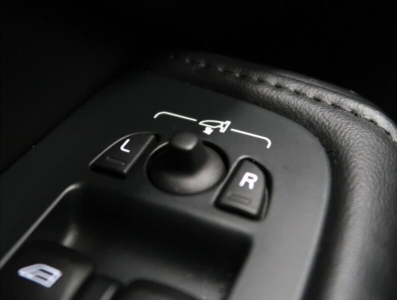 Volvo XC60 - hlavní fotka