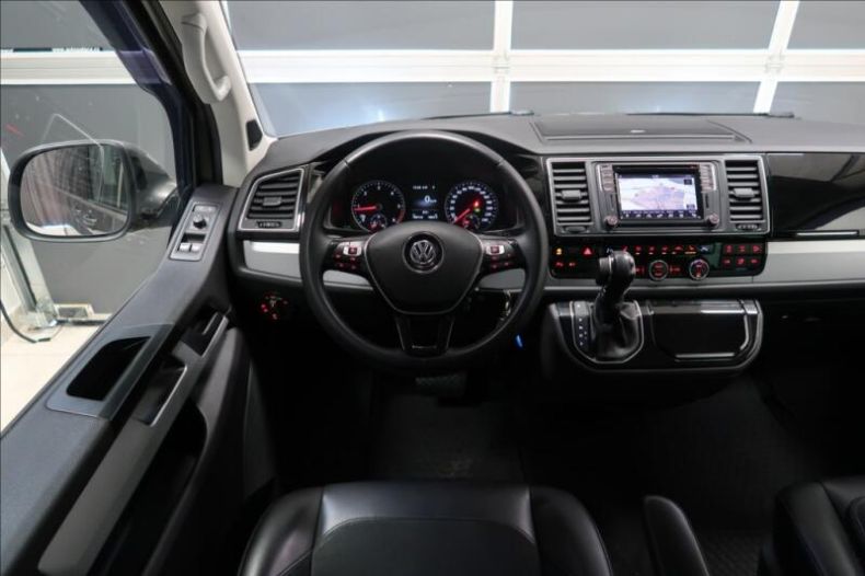 Volkswagen Multivan - hlavní fotka