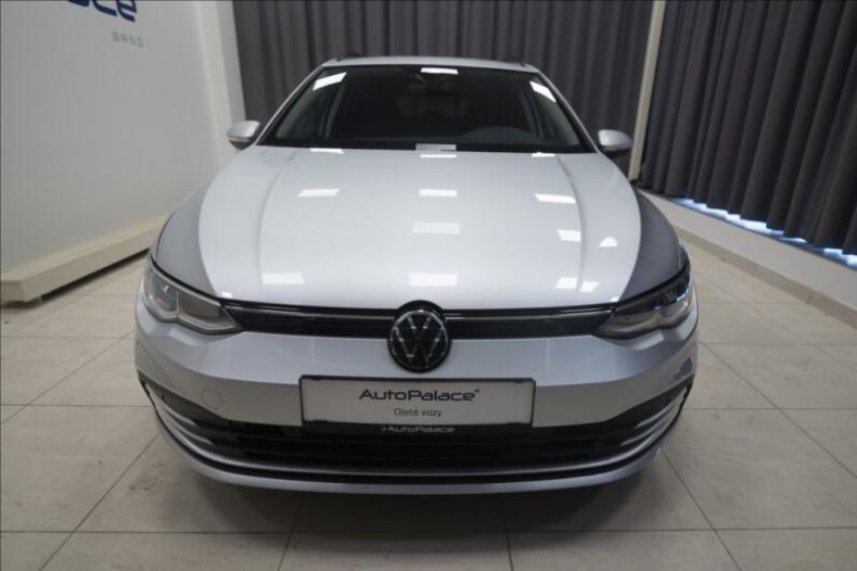 Volkswagen Golf - hlavní fotka
