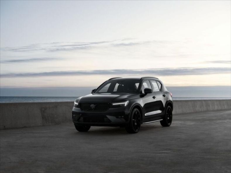 Volvo XC40 - hlavní foto