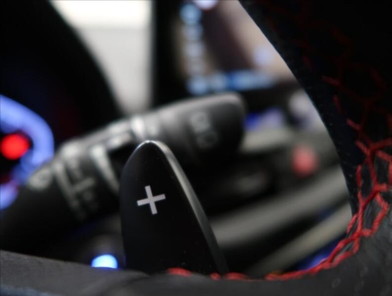 Hyundai i30 - hlavní fotka