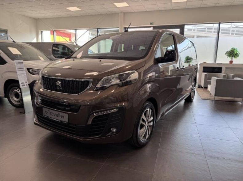 Peugeot Traveller - hlavní fotka