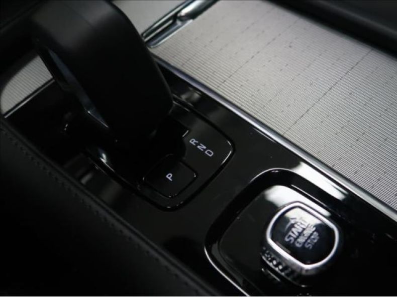 Volvo XC90 - hlavní fotka