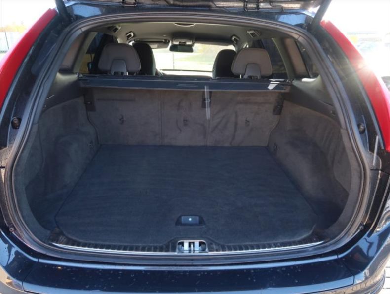 Volvo XC60 - hlavní fotka