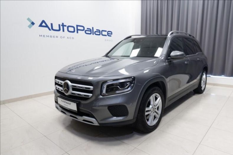 Mercedes GLB - hlavní foto