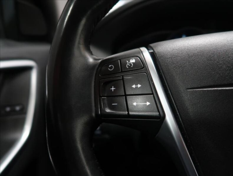 Volvo XC60 - hlavní fotka