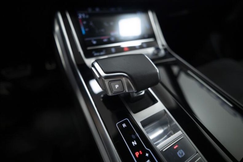 Audi Q7 - hlavní fotka