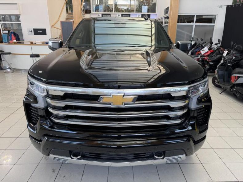 Chevrolet Silverado - hlavní fotka