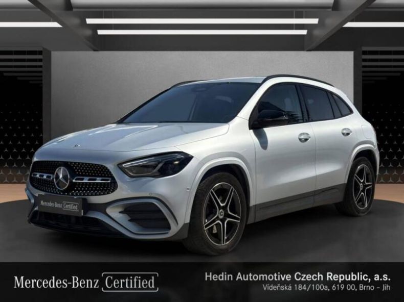 Mercedes Třída GLA - hlavní foto