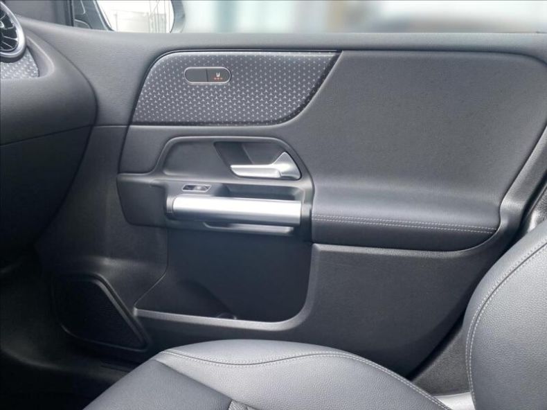 Mercedes Třída B - hlavní fotka