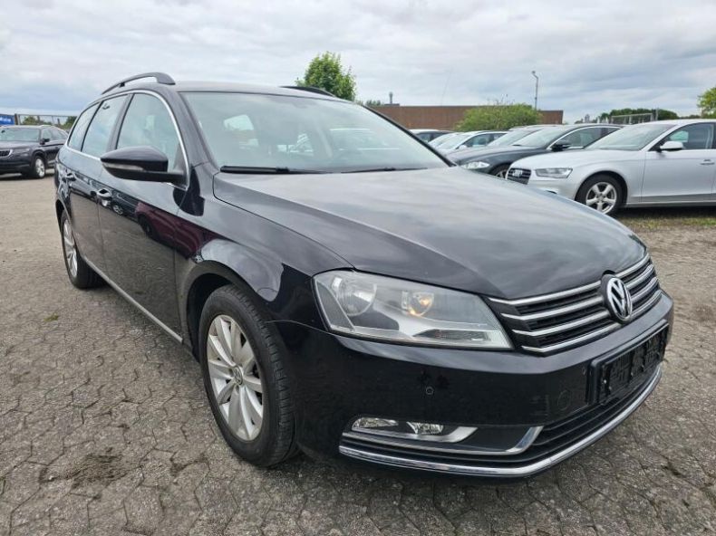 Volkswagen Passat - hlavní foto