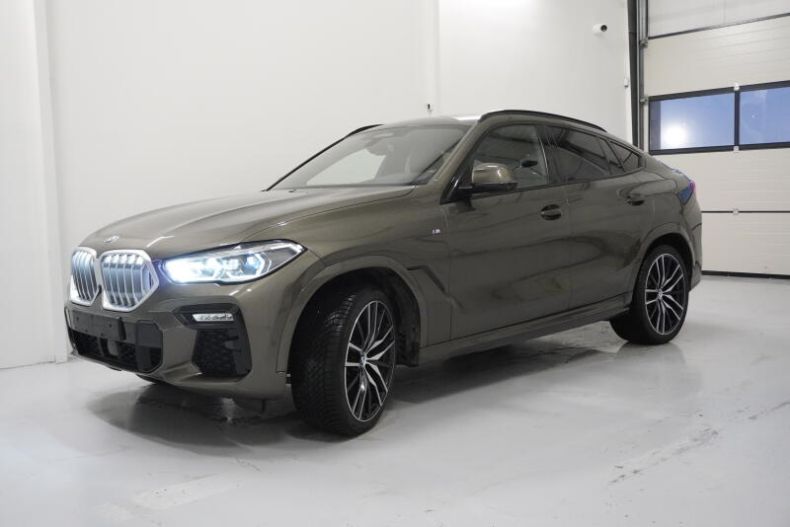 BMW X6 - hlavní foto