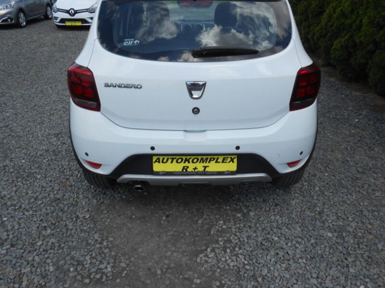 Dacia Sandero - hlavní fotka