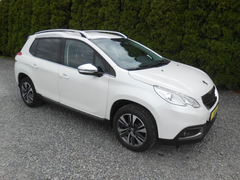 Peugeot 2008 - hlavní foto
