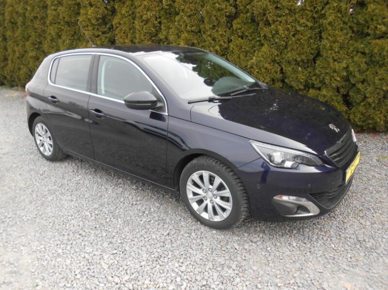 Peugeot 308 - hlavní foto