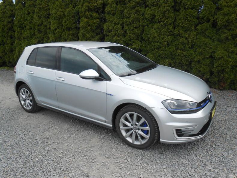 Volkswagen Golf - hlavní foto