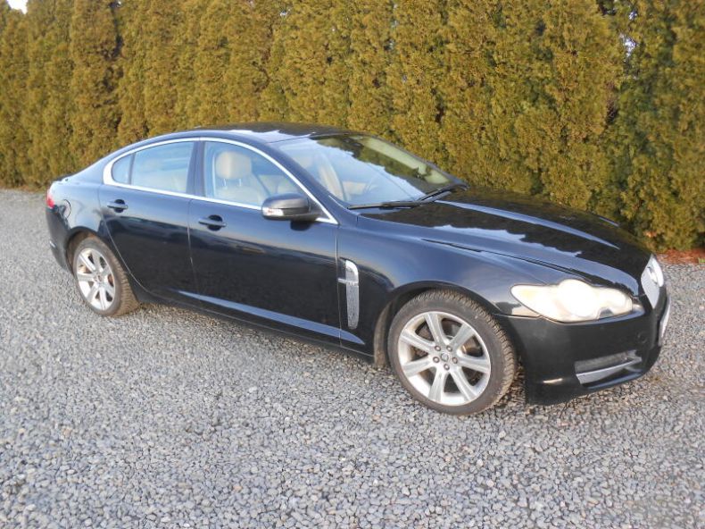 Jaguar XF - hlavní foto