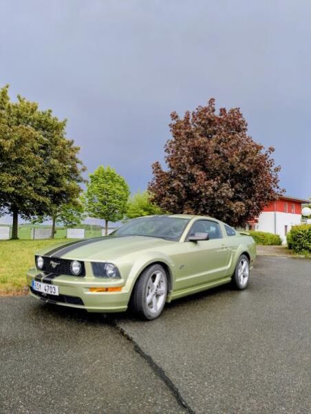 Ford Mustang - hlavní fotka inzerátu