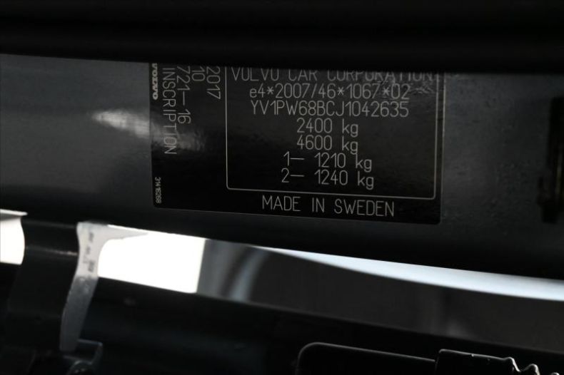 Volvo V90 - hlavní fotka