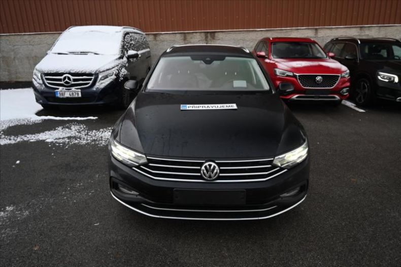 Volkswagen Passat - hlavní fotka inzerátu