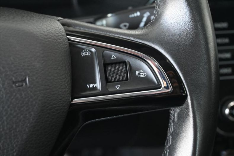 Škoda Superb - hlavní fotka