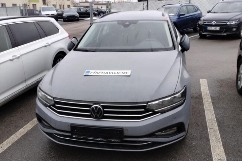 Volkswagen Passat - hlavní foto