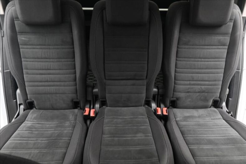 Volkswagen Touran - hlavní fotka