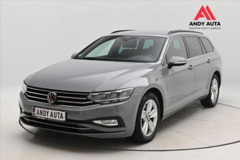 Volkswagen Passat - hlavní foto