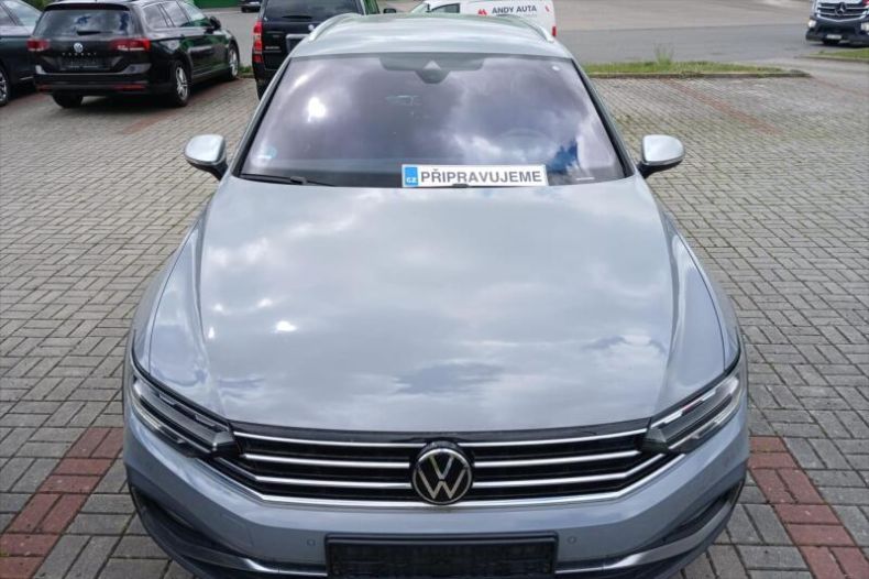 Volkswagen Passat - hlavní fotka inzerátu