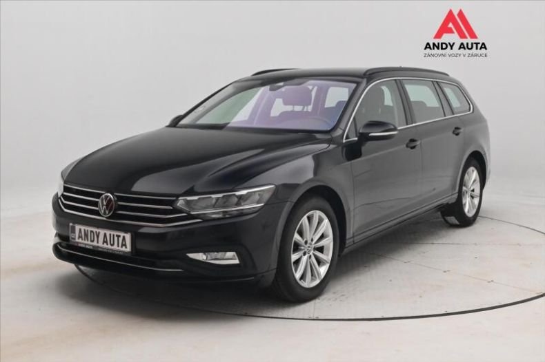 Volkswagen Passat - hlavní foto