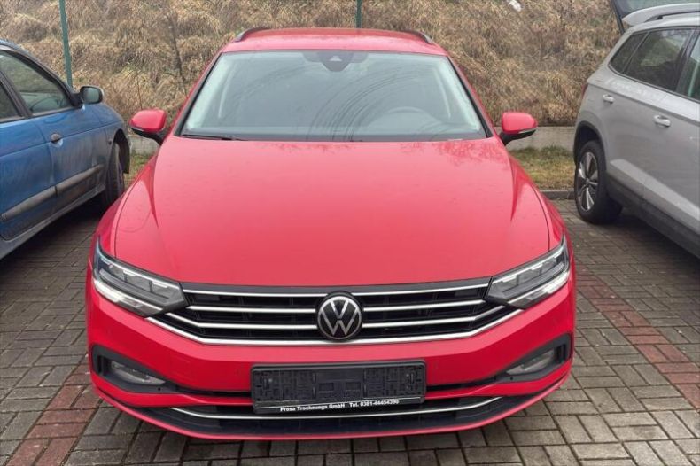 Volkswagen Passat - hlavní fotka inzerátu