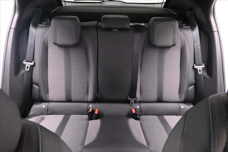 Peugeot 2008 - hlavní fotka