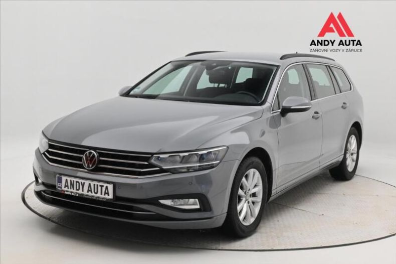Volkswagen Passat - hlavní foto