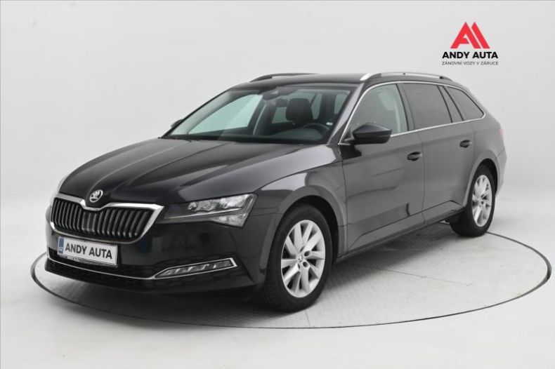 Škoda Superb - hlavní foto