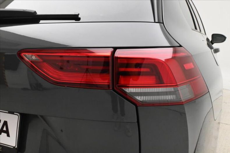 Volkswagen Golf - hlavní fotka