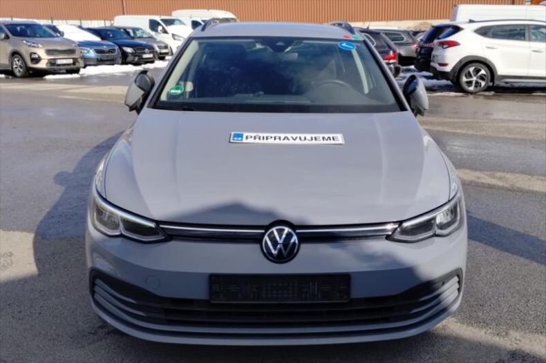 Volkswagen Golf - hlavní foto