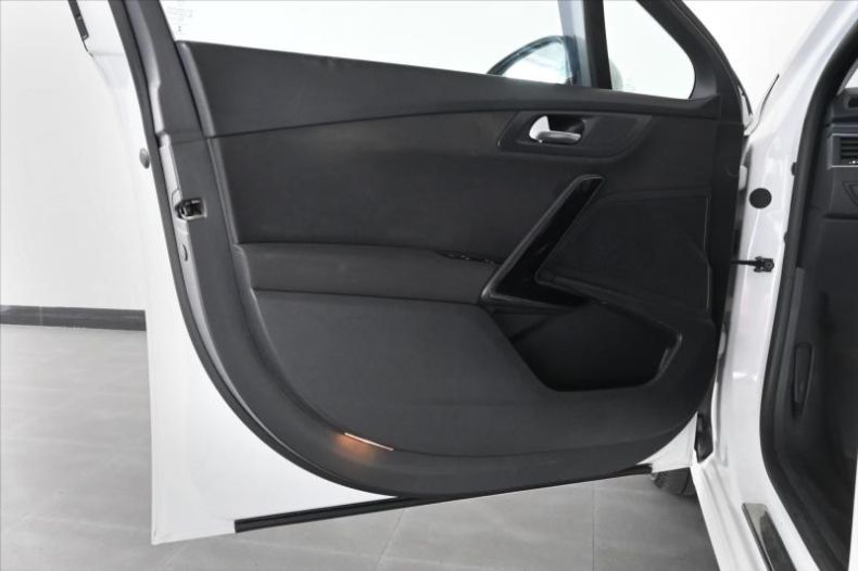 Peugeot 508 - hlavní fotka