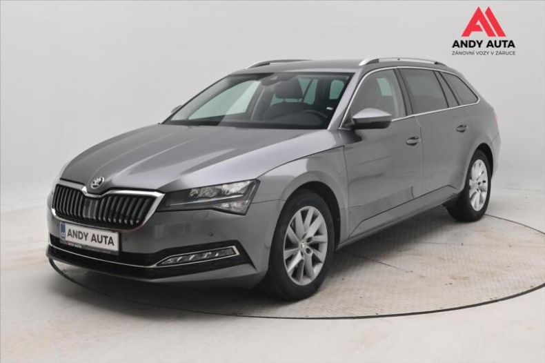 Škoda Superb - hlavní foto