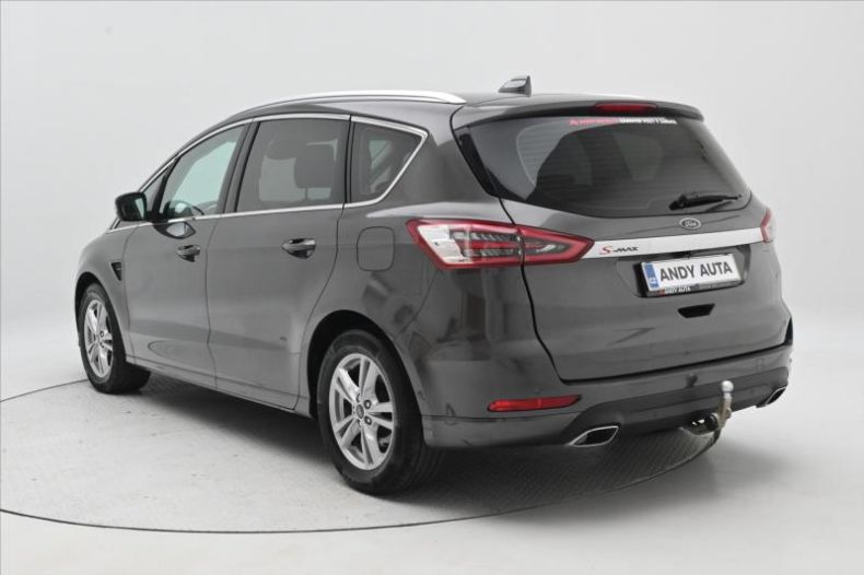 Ford S-MAX - hlavní fotka