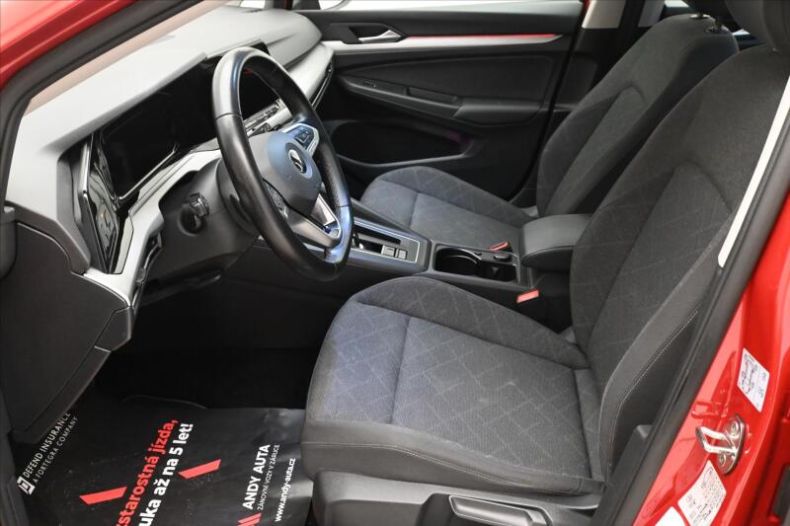 Volkswagen Golf - hlavní fotka