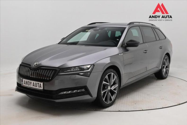 Škoda Superb - hlavní foto
