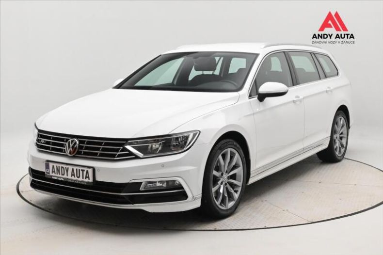 Volkswagen Passat - hlavní fotka inzerátu