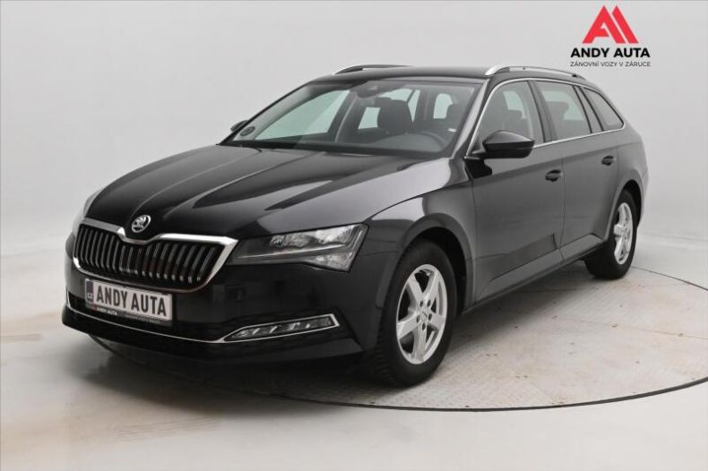 Škoda Superb - hlavní foto