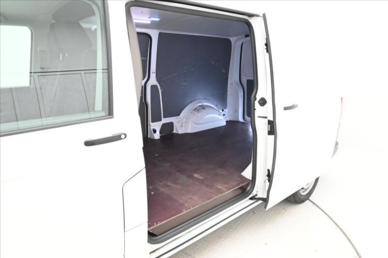 Volkswagen Transporter - hlavní fotka