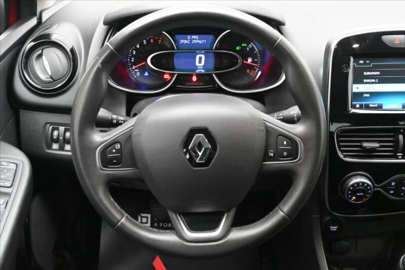 Renault Clio - hlavní fotka