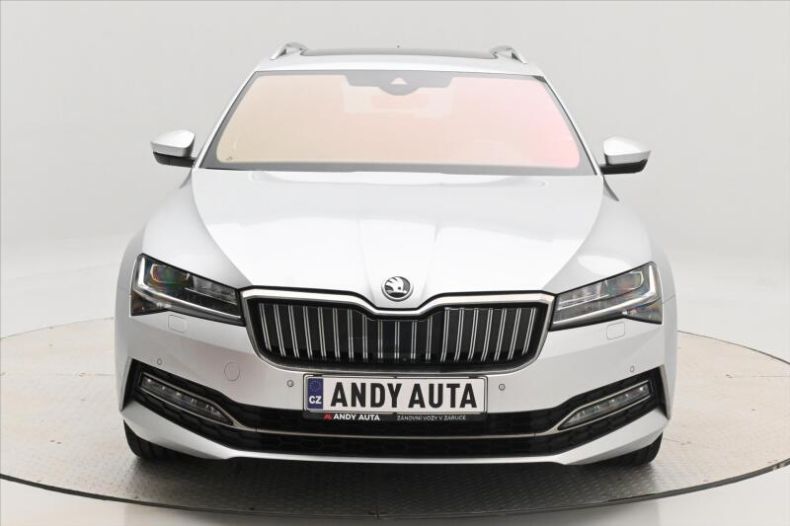 Škoda Superb - hlavní fotka