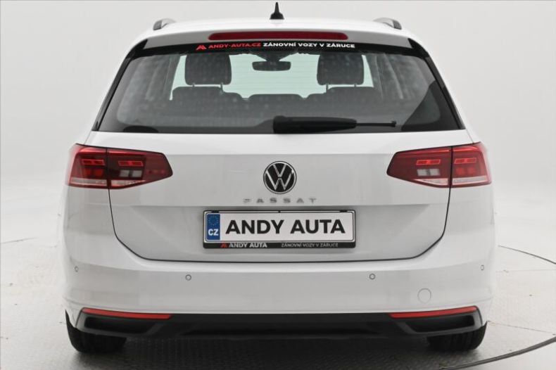 Volkswagen Passat - hlavní fotka