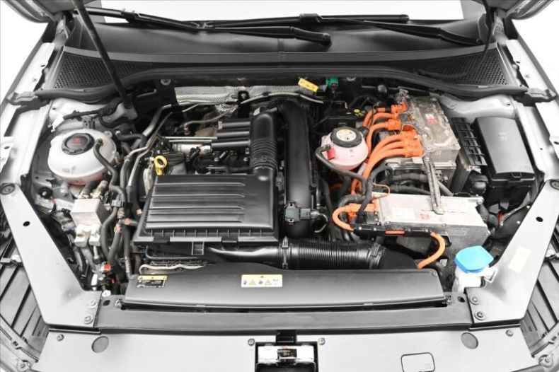 Volkswagen Passat - hlavní fotka