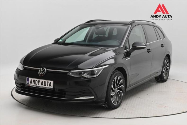 Volkswagen Golf - hlavní foto