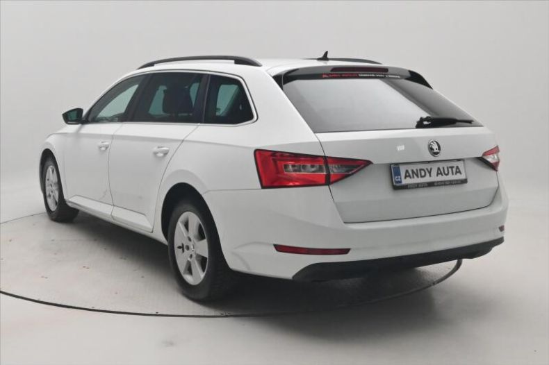 Škoda Superb - hlavní fotka
